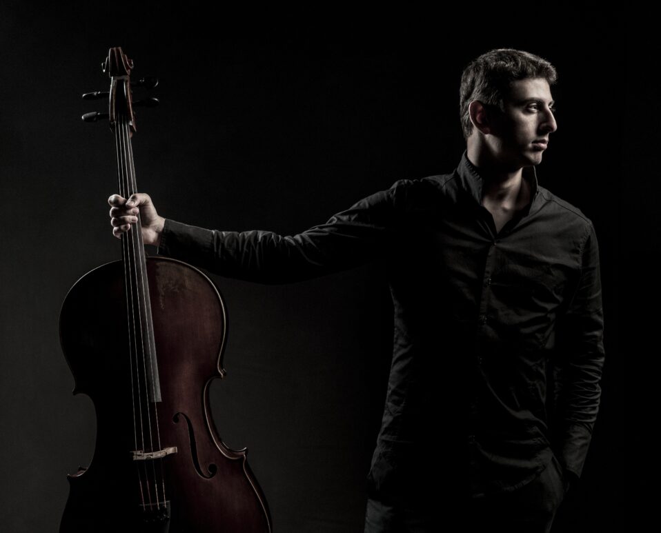 Vojvođanski simfonijski orkestar  & Narek Hakhnazaryan